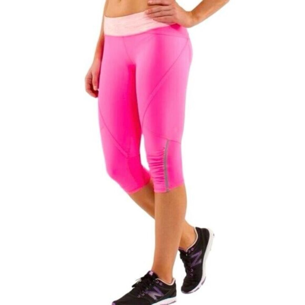 Lululemon Run Pace Crop Leggings in Pinkelicious